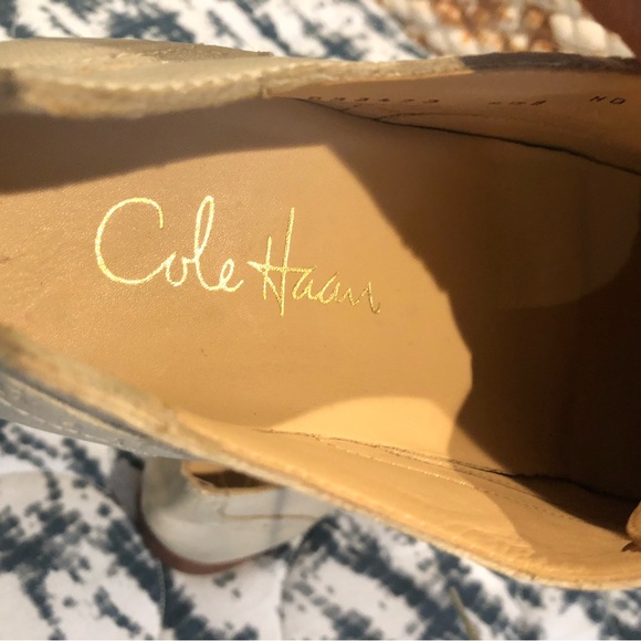 Cole Haan Women’s  Gold Brushed Leather Cap Toe Lace Up Oxford Brogue - Picture 9 of 10